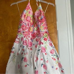 PromGirl Size Large Homecoming Dress Floral
